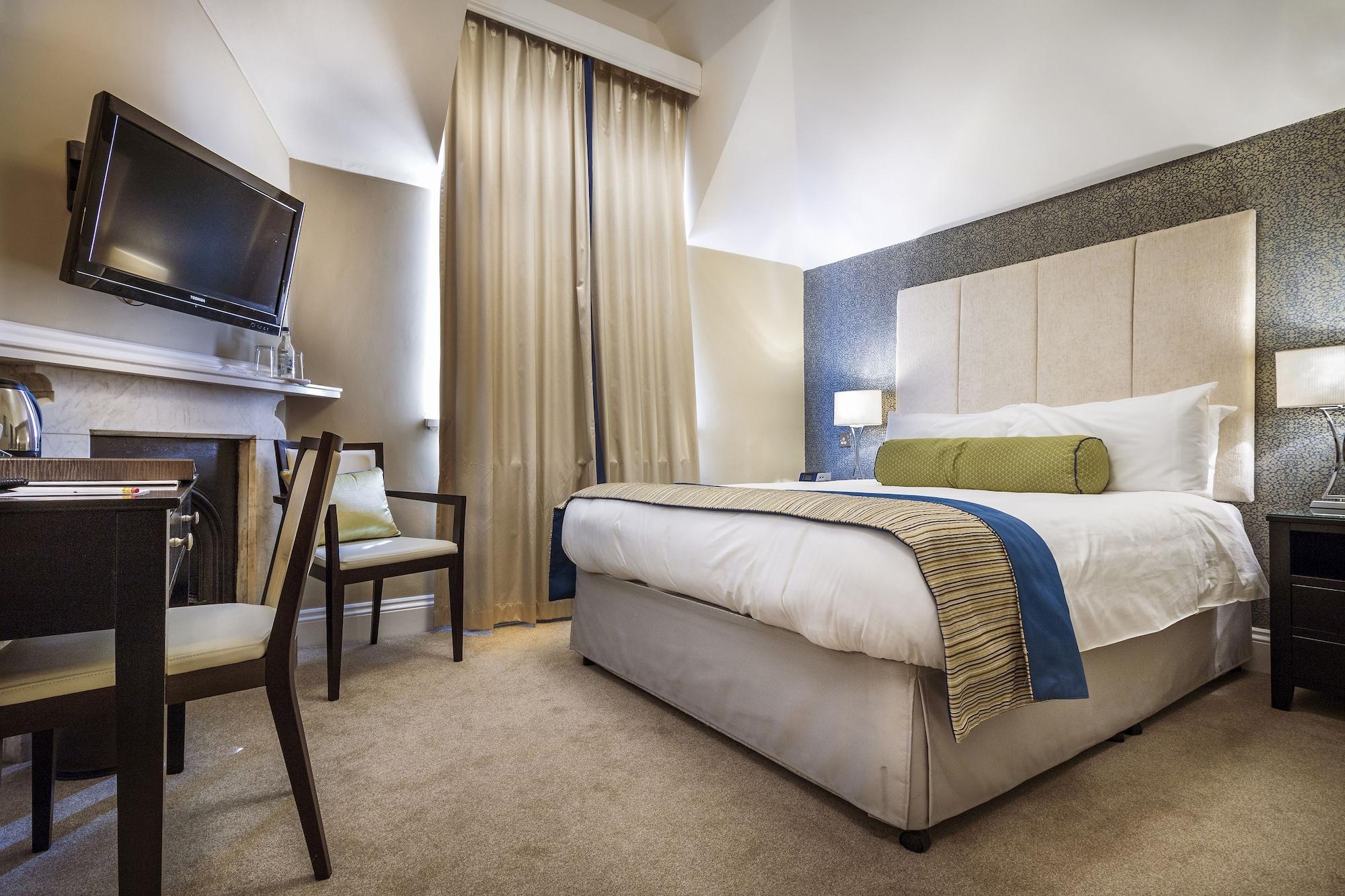 The Shrubbery Hotel, 일민스터 외부 사진