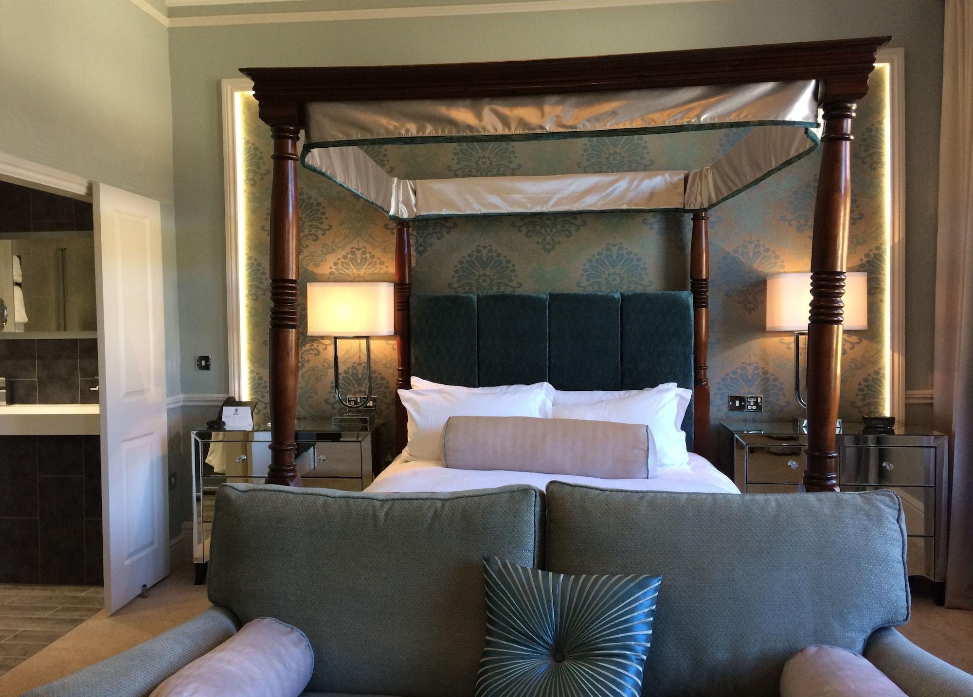 The Shrubbery Hotel, 일민스터 외부 사진